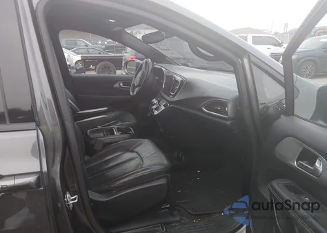 2018 Chrysler Pacifica Touring L z USA, uszkodzony, nr VIN 2C4RC1BG3JR306406